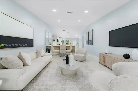 18555 Egret Way Boca Raton FL 33496