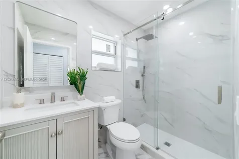 18555 Egret Way Boca Raton FL 33496