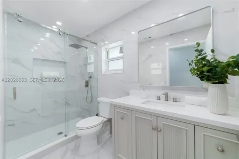 18555 Egret Way Boca Raton FL 33496