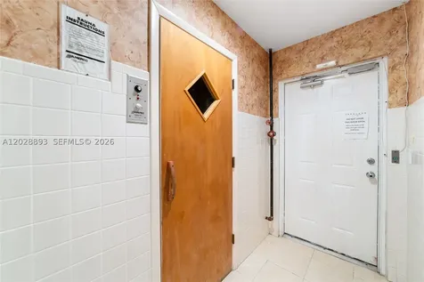 18555 Egret Way Boca Raton FL 33496