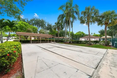 18555 Egret Way Boca Raton FL 33496