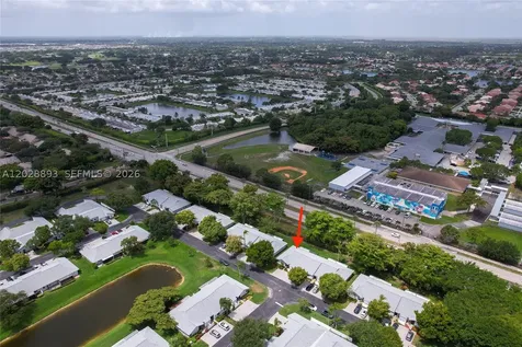 18555 Egret Way Boca Raton FL 33496