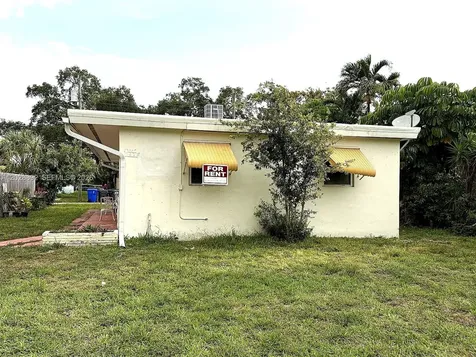 1629 Taft Street Hollywood FL 33020