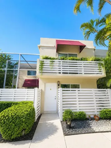 535 NW 98th Avenue Plantation FL 33324