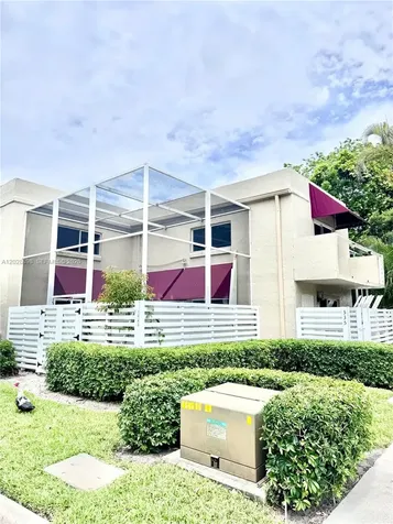 535 NW 98th Avenue Plantation FL 33324