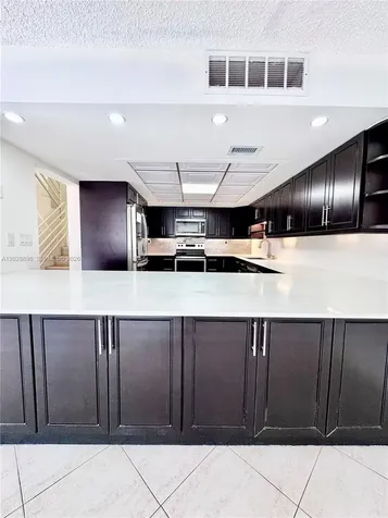 535 NW 98th Avenue Plantation FL 33324