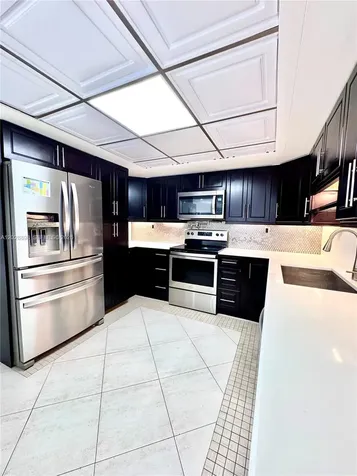 535 NW 98th Avenue Plantation FL 33324
