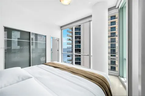 17121 Collins Avenue Sunny Isles Beach FL 33160