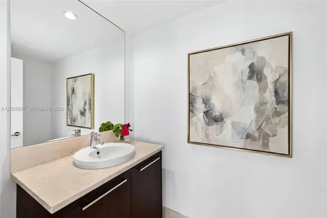 17121 Collins Avenue Sunny Isles Beach FL 33160