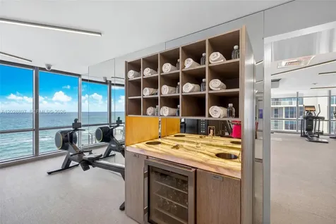 17121 Collins Avenue Sunny Isles Beach FL 33160