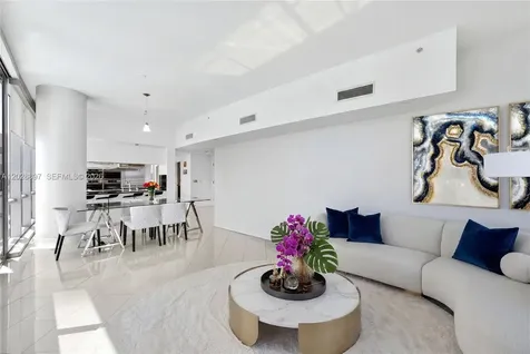 17121 Collins Avenue Sunny Isles Beach FL 33160