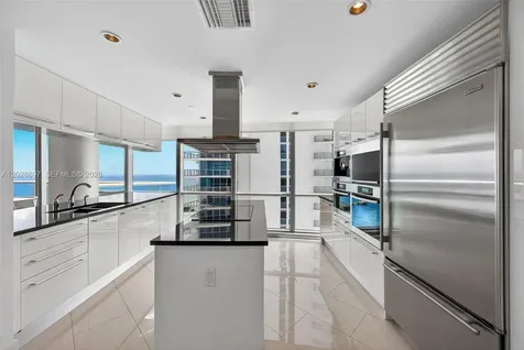 17121 Collins Avenue Sunny Isles Beach FL 33160