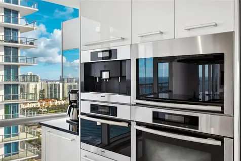 17121 Collins Avenue Sunny Isles Beach FL 33160