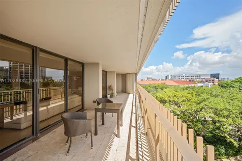 2901 S Bayshore Drive Coconut Grove FL 33133