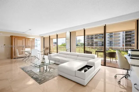 2901 S Bayshore Drive Coconut Grove FL 33133