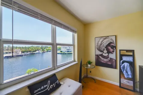 401 Golden Isles Drive Hallandale Beach FL 33009