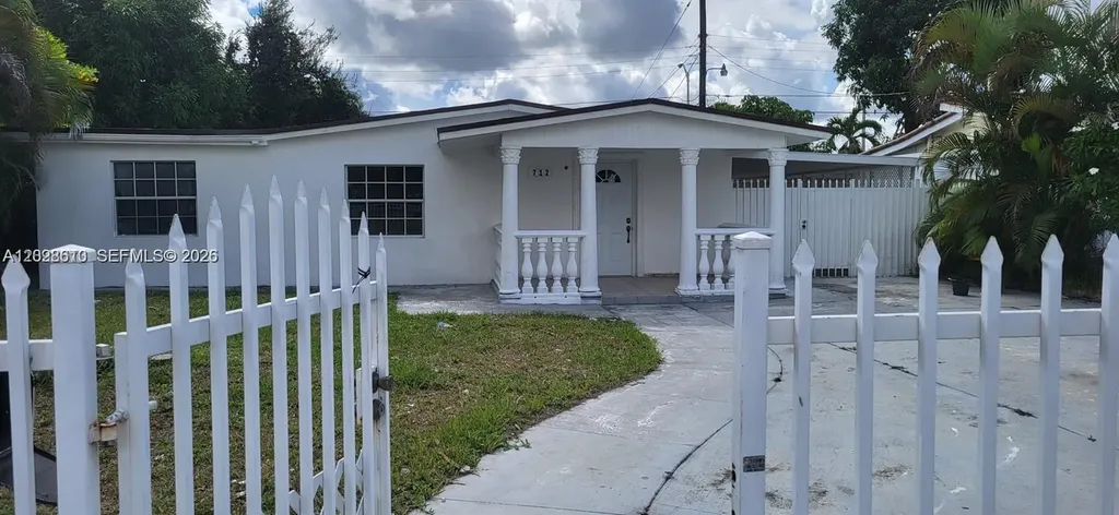 712 Hialeah Drive Hialeah FL 33010