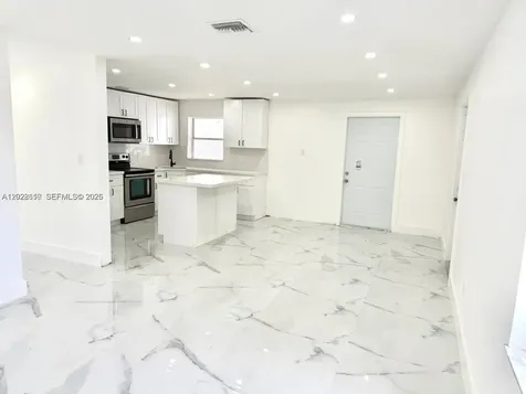 712 Hialeah Drive Hialeah FL 33010