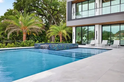 700 SW 12th Avenue Fort Lauderdale FL 33312