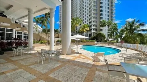 801 Brickell Key Boulevard Miami FL 33131