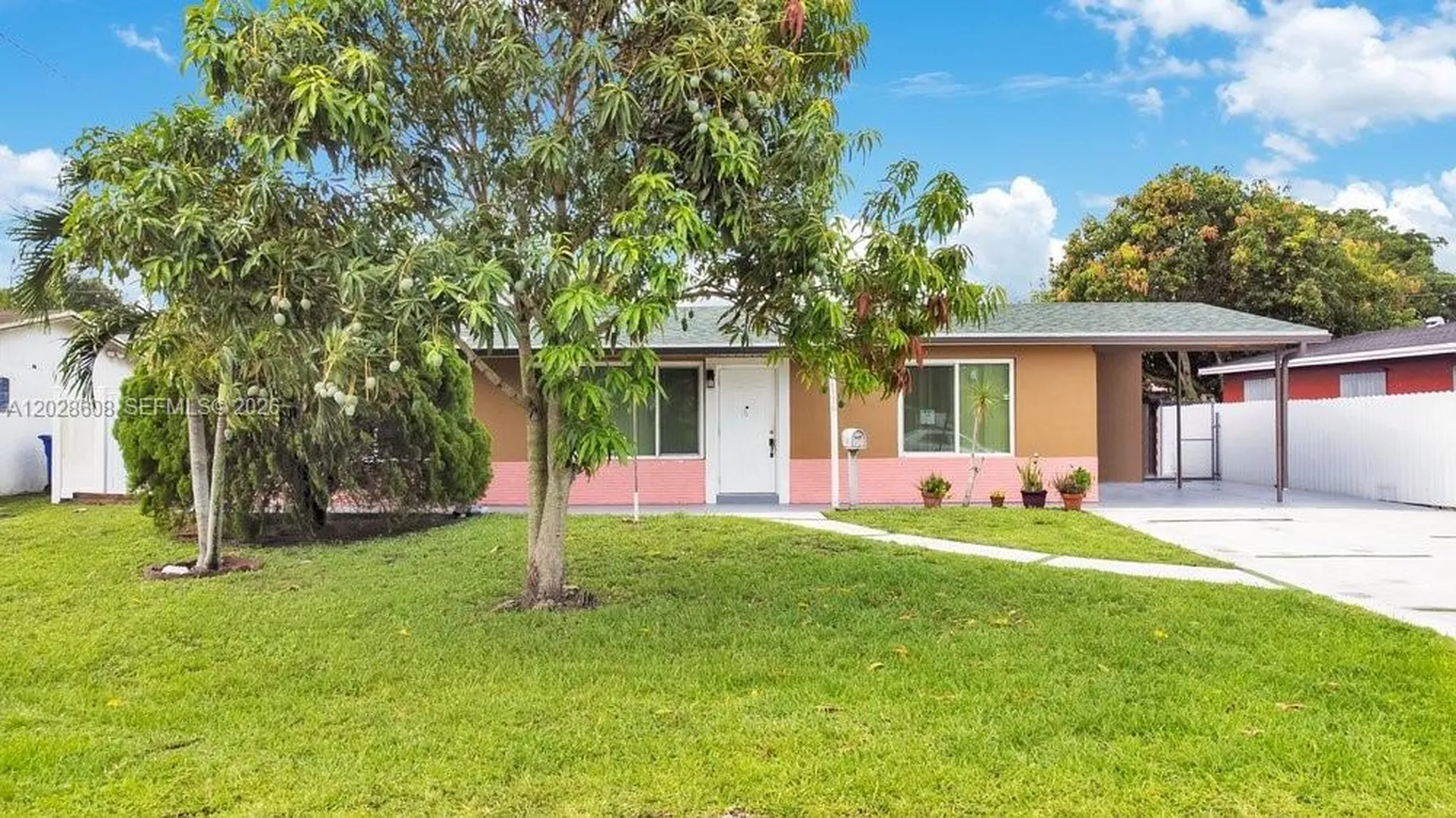 6570 Hayes Street Hollywood FL 33024