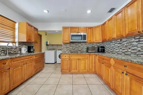 6570 Hayes Street Hollywood FL 33024