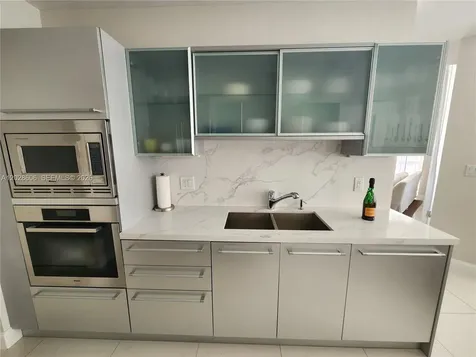 18201 Collins Avenue Sunny Isles Beach FL 33160