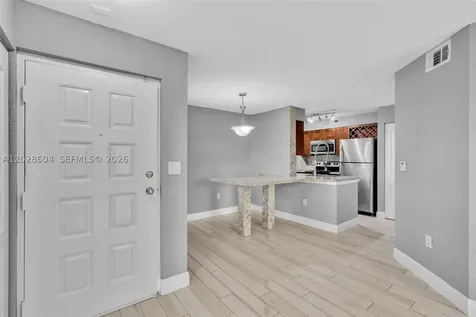 2851 N Oakland Forest Drive Oakland Park FL 33309