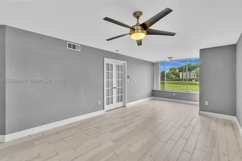 2851 N Oakland Forest Drive Oakland Park FL 33309