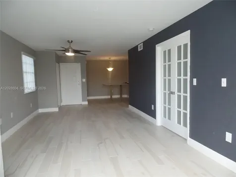 2851 N Oakland Forest Drive Oakland Park FL 33309