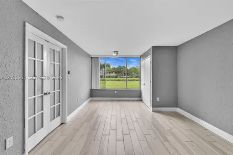 2851 N Oakland Forest Drive Oakland Park FL 33309