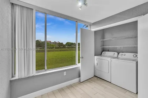 2851 N Oakland Forest Drive Oakland Park FL 33309