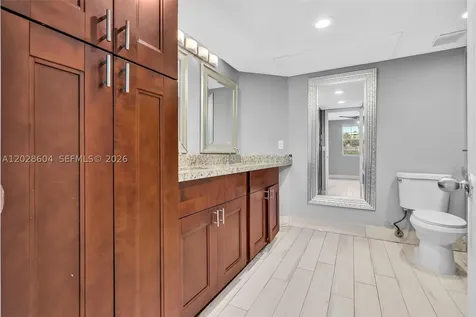 2851 N Oakland Forest Drive Oakland Park FL 33309