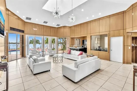 2851 N Oakland Forest Drive Oakland Park FL 33309