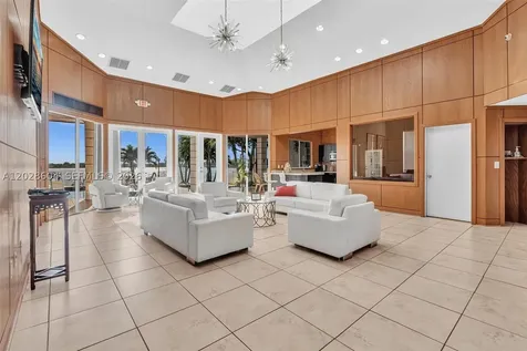 2851 N Oakland Forest Drive Oakland Park FL 33309