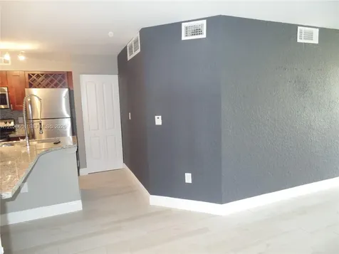 2851 N Oakland Forest Drive Oakland Park FL 33309