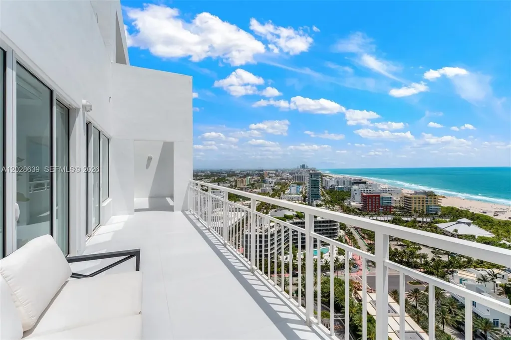 400 S Pointe Drive Miami Beach FL 33139