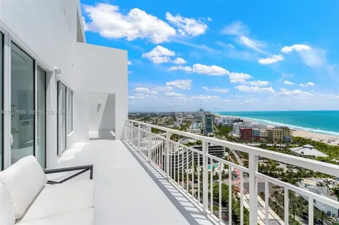 400 S Pointe Drive Miami Beach FL 33139