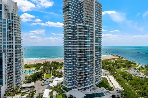 400 S Pointe Drive Miami Beach FL 33139
