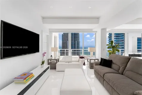 400 S Pointe Drive Miami Beach FL 33139