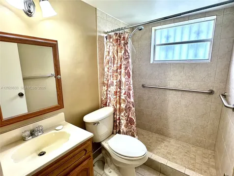900 SW 104th Avenue Miami FL 33174