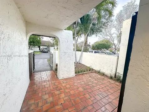 13544 SW 110th Terrace Miami FL 33186