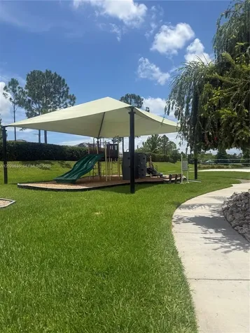 342 Star Shell Drive Tampa FL 33572