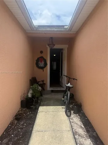342 Star Shell Drive Tampa FL 33572