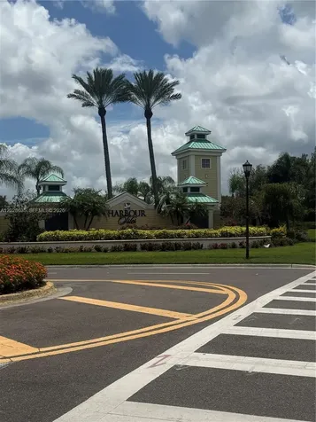 342 Star Shell Drive Tampa FL 33572