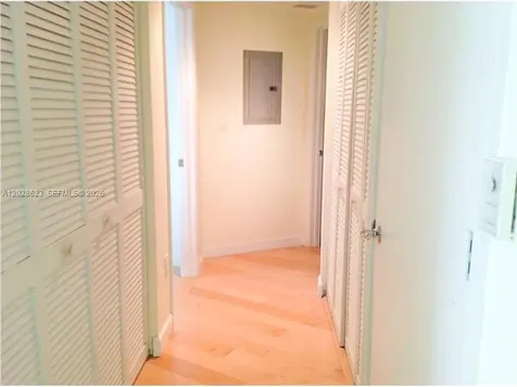 19501 W Country Club Drive Aventura FL 33180