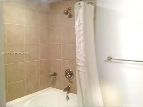 19501 W Country Club Drive Aventura FL 33180