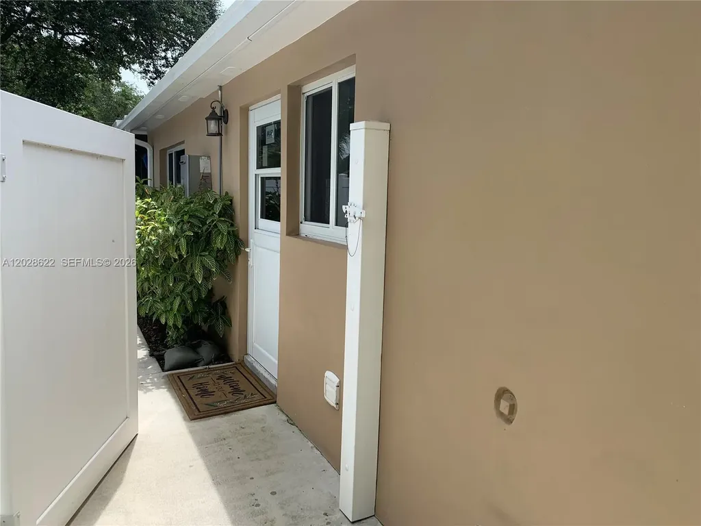 North Miami FL 33161