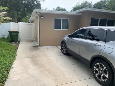 North Miami FL 33161