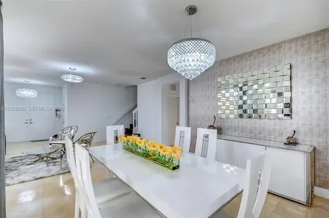 10555 NW 69th Terrace Doral FL 33178